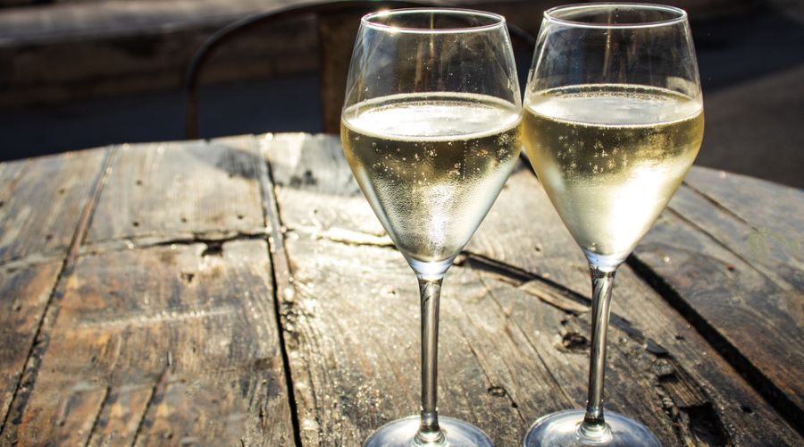 Scientists from University of Warwick took on a challenge to explain how months wet and warm weather are impacting sparkling British wine.