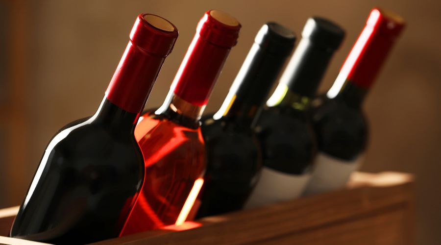 WineGB has announced the launch of the Golden 50 Wine List of 2025, which highlights the wines that have won gold medals in 2025 across 10 national and international competitions.