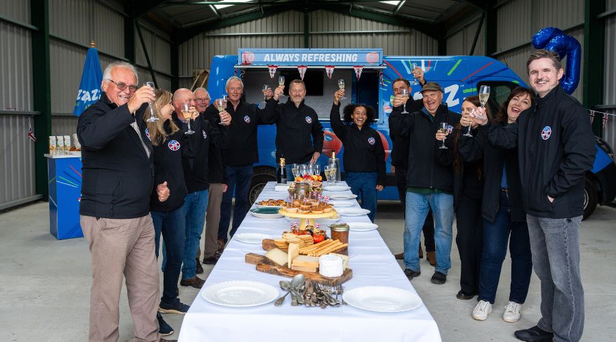 UK’s apple growers took a well-earned pause to raise a glass to 20 years of growing JAZZ apples.