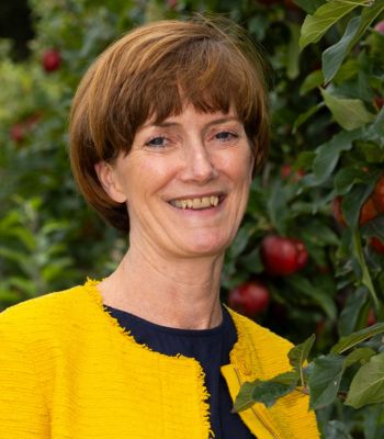 British Apples & Pears Limited (BAPL) has partnered with Oxbury Bank to provide bespoke financial solutions for British apple and pear growers.